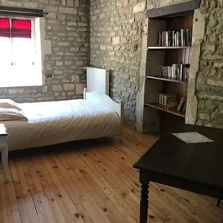 Gites de Jeand'Heurs Lisle-en-Rigault Chambre photo