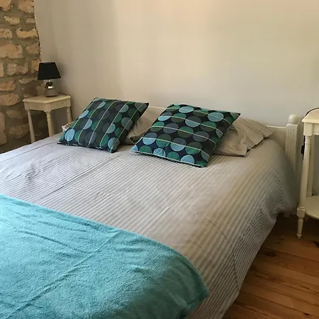 Gites de Jeand'Heurs Lisle-en-Rigault Chambre photo